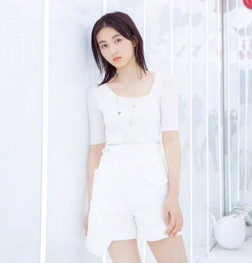 张子枫性感照片,青春与魅力的完美融合